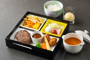 国産牛100%ハンバーグ弁当 ¥4,500